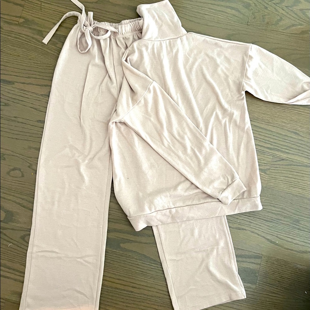 2 piece set with pants